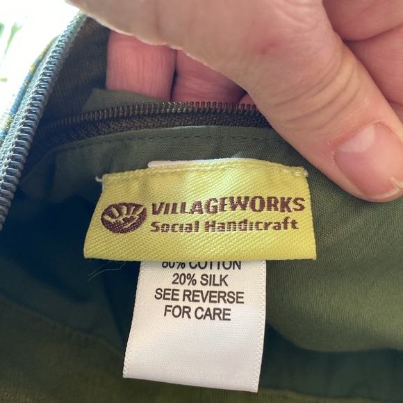 Beautiful canvas, Crossbody - Picture 4 of 8